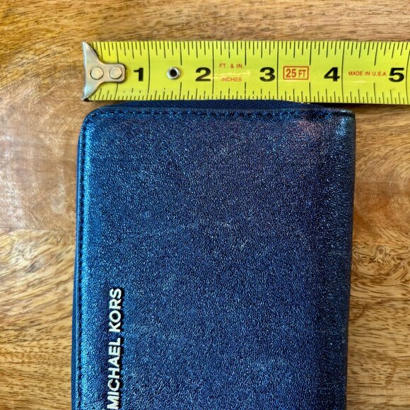 Michael Kors Navy Glitter Multifunction Phone Case, Wallet and Wrislet - Picture 16 of 16